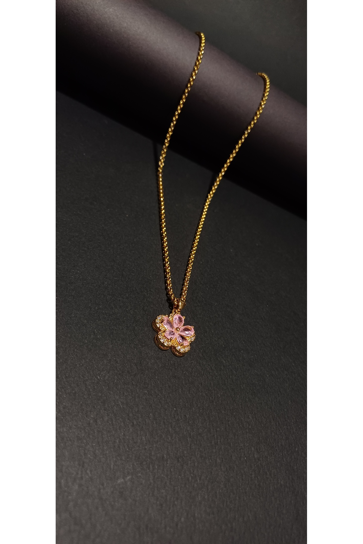 Pembe Zirkon Taşlı Çiçek Kolye | Kararmaz Gold Çelik Kadın Kolye 316L Paslanmaz Pembe Zirkon Taşlı Çiçek Kolye | Kararmaz Gold Çelik Kadın Kolye 316L Paslanmaz - Görsel 5