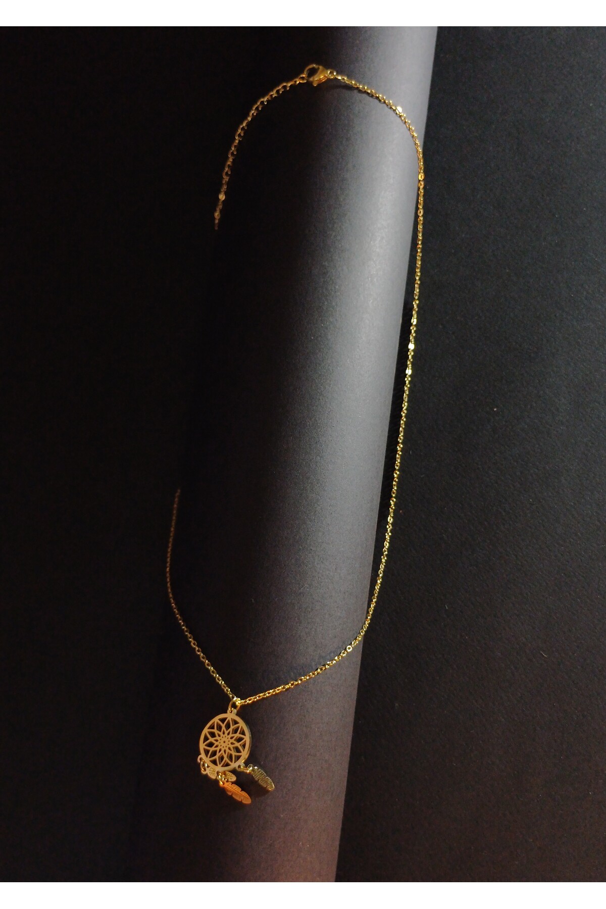 1_org_zoom (17) Yaprak Desenli Rüya Çelik Kolye | Paslanmaz, Antialerjik, Minimalist Doğa Teması - Görsel 3