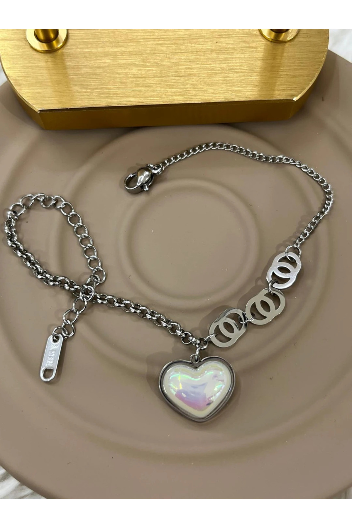 1_org_zoom (30) Hologram Taşlı Kalp Charm Silver Çelik Kadın Bileklik | Paslanmaz, Kararmaz, Göz Alıcı Işıltı - Görsel 1