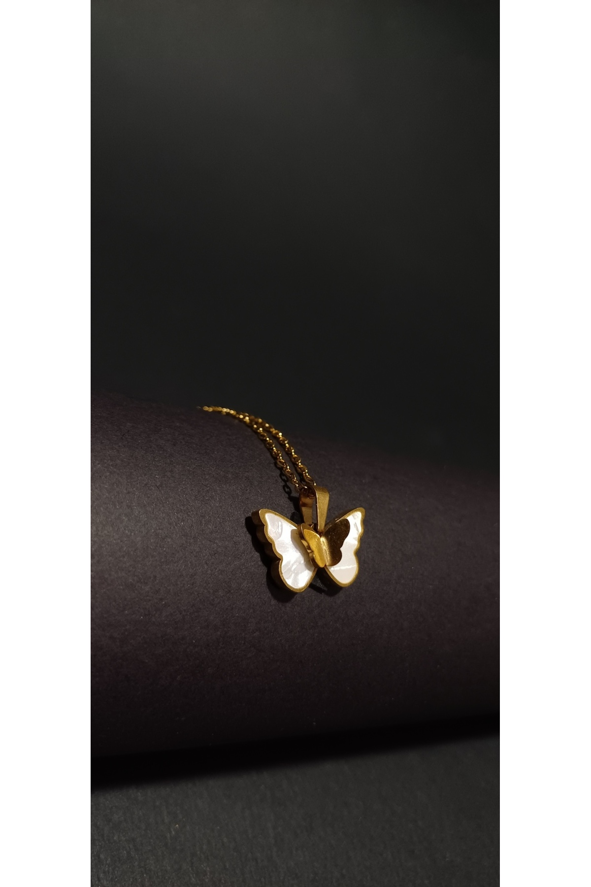1_org_zoom (31) Gold Çelik Kelebek Kolye Beyaz Sedef Figürlü - Kararmaz Suya Dayanıklı Kadın Kolye - Görsel 2
