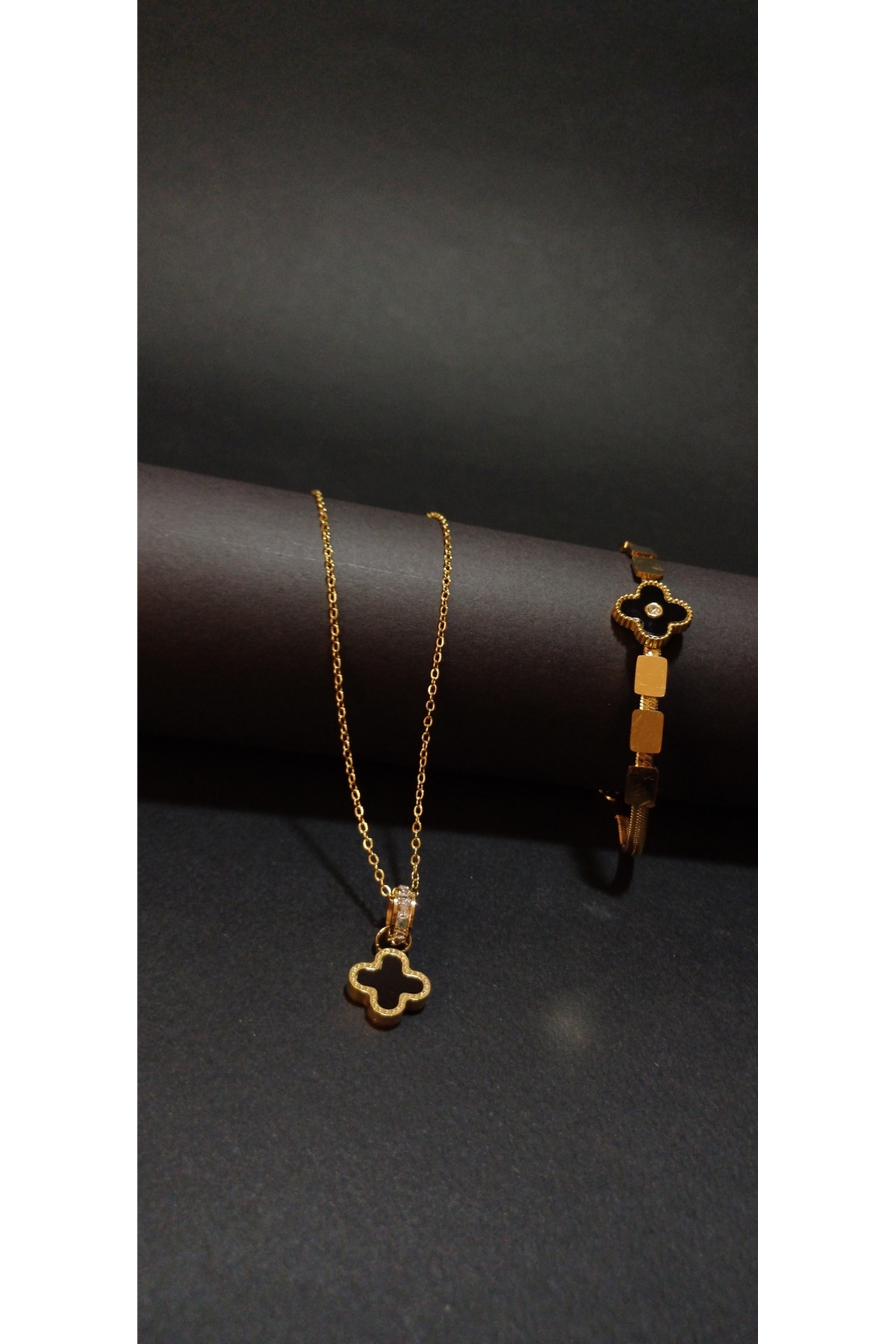 1_org_zoom (55) Yonca Üçlü Çelik Kolye Bileklik İkili Set | Kararmaz Şans ve Bereket Sembolü Takı Kombini - Görsel 1