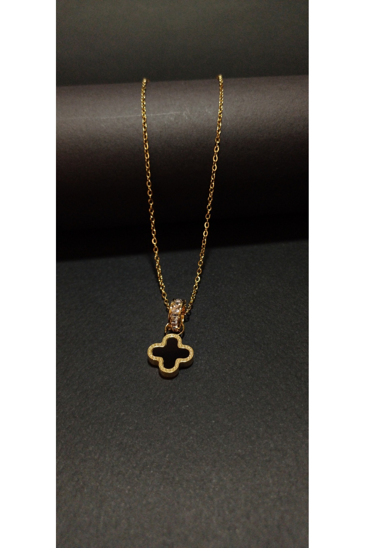 1_org_zoom (57) Yonca Üçlü Çelik Kolye Bileklik İkili Set | Kararmaz Şans ve Bereket Sembolü Takı Kombini - Görsel 3