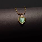 Yeşil Kalpli Gold Vintage Çelik Kolye | Paslanmaz, Kararmaz, Suya Dayanıklı Mineli
