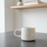 Seramik El Yapımı Sarı Papatya (Daisy) Desenli Kupa Bardak | Kabartmalı, Neşeli ve Romantik Hediye Mug